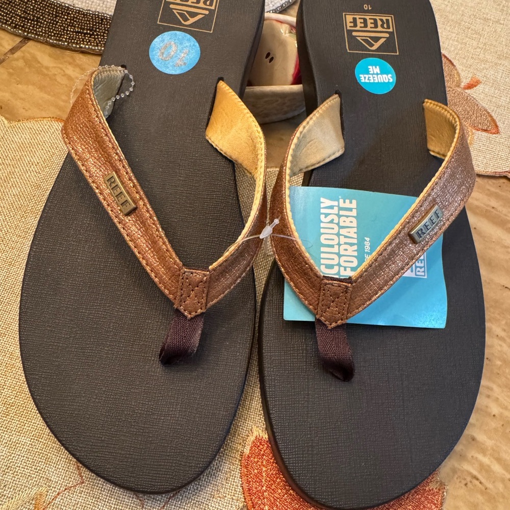 Reef Metallic Brown Sandals 10 M NWT